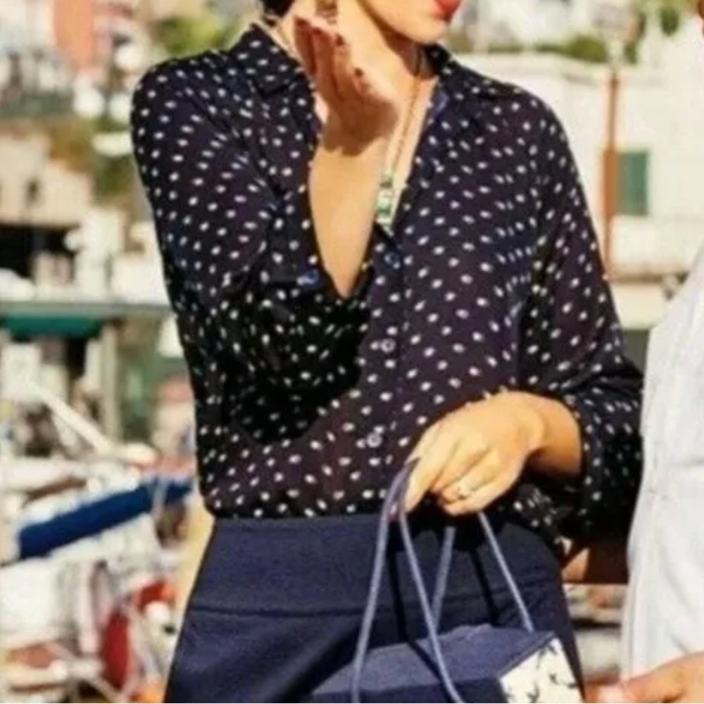 CAbi Martini Blouse Size Medium